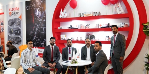 بخشی از تیم پر تلاش گروه بازرگانی الدورا در تبریز